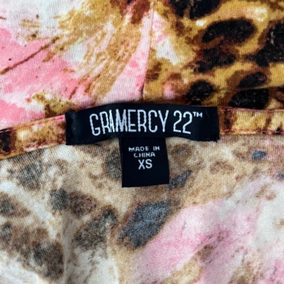 Gramercy 22 Mixed Print Open Ruffle‎ Trim Cardigan - Picture 2 of 6